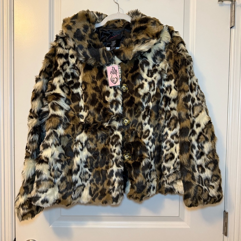 New! Torrid sz 1 Faux Fur‎ Leopard Cheetah Coat with Pockets 1X
